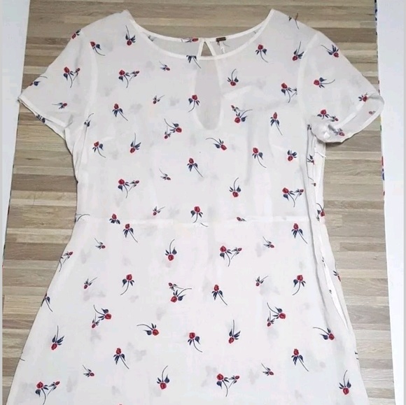 Free People Dresses & Skirts - Free People short sleeve keyhole dress 8